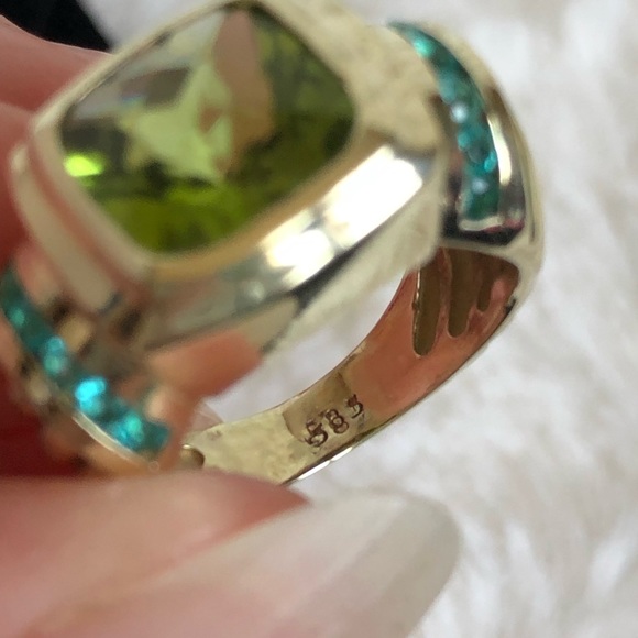 David Yurman Peridot Ring - Picture 12 of 12